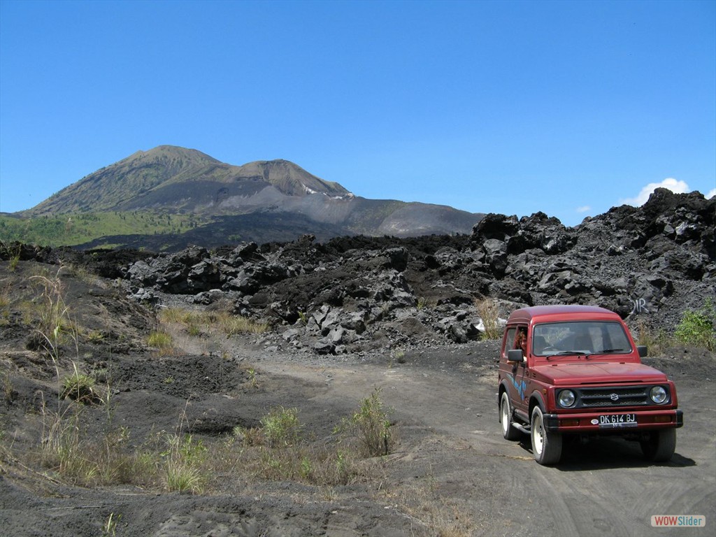 Im Krater des Vulkans Gunung Batur