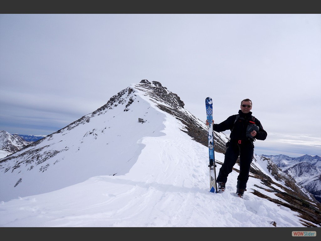 Aufstieg zum Schwarzeck (2.636m / 1.430 Hm), wieder nur einer auf dieser Tour, im Hintergrund der Gipfel.